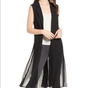Trouve Pleated Black Vest